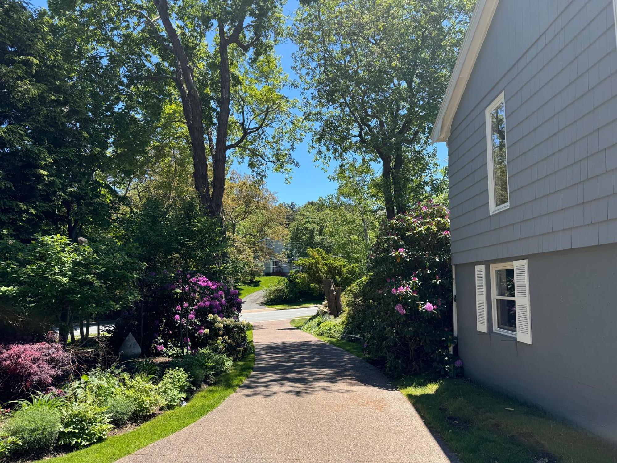 Nostalgic Enchanting Home Halifax Exterior photo