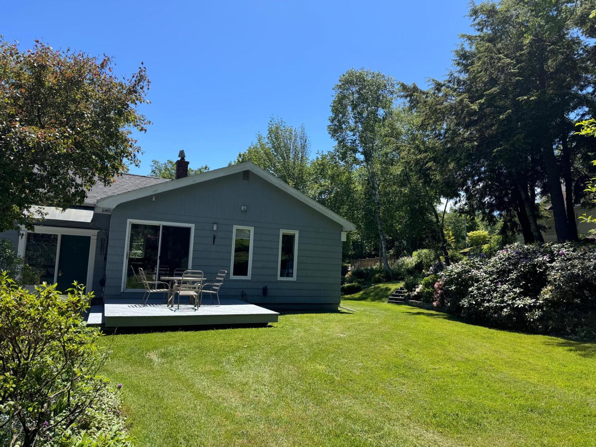 Nostalgic Enchanting Home Halifax Exterior photo