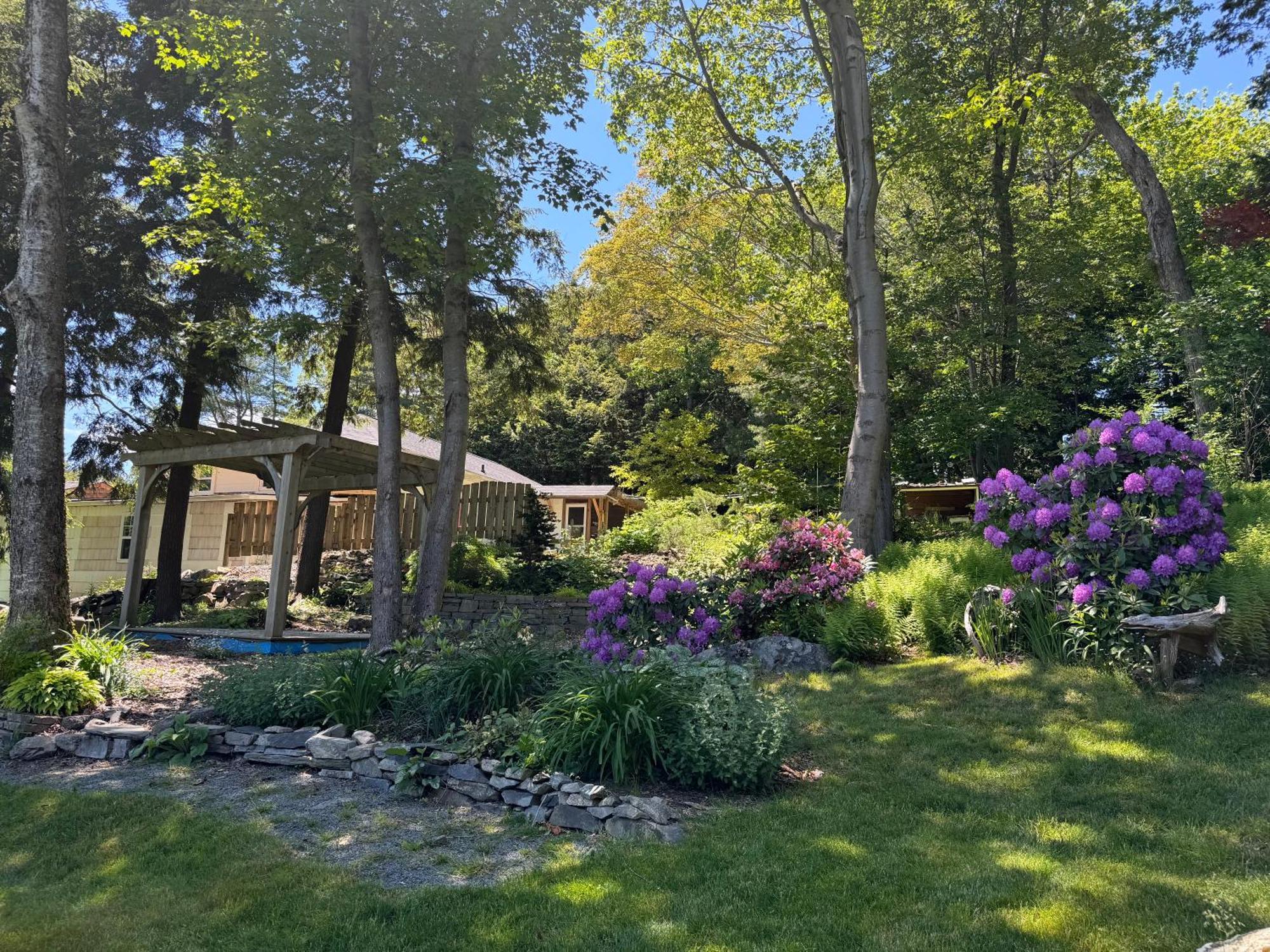 Nostalgic Enchanting Home Halifax Exterior photo