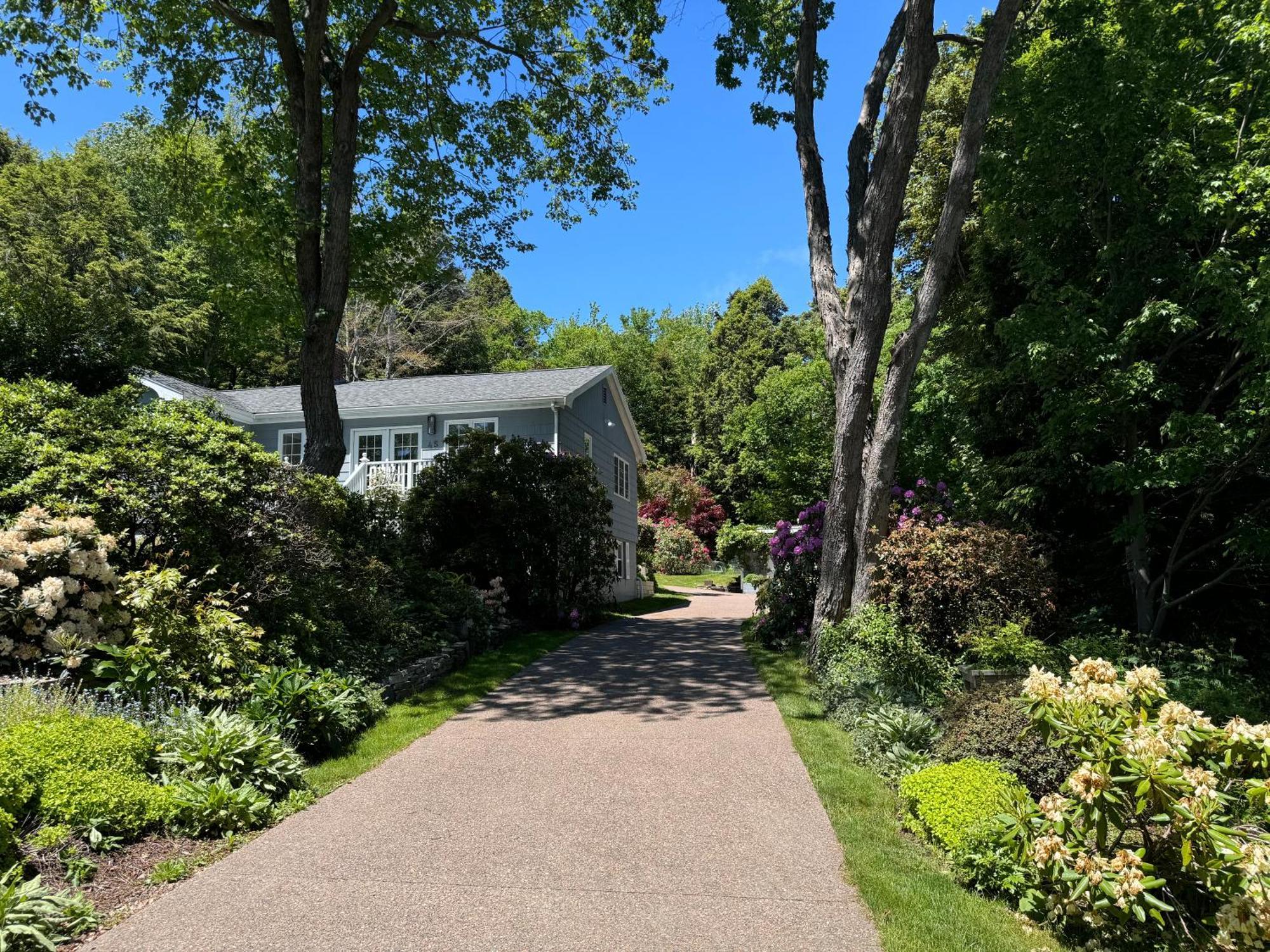 Nostalgic Enchanting Home Halifax Exterior photo