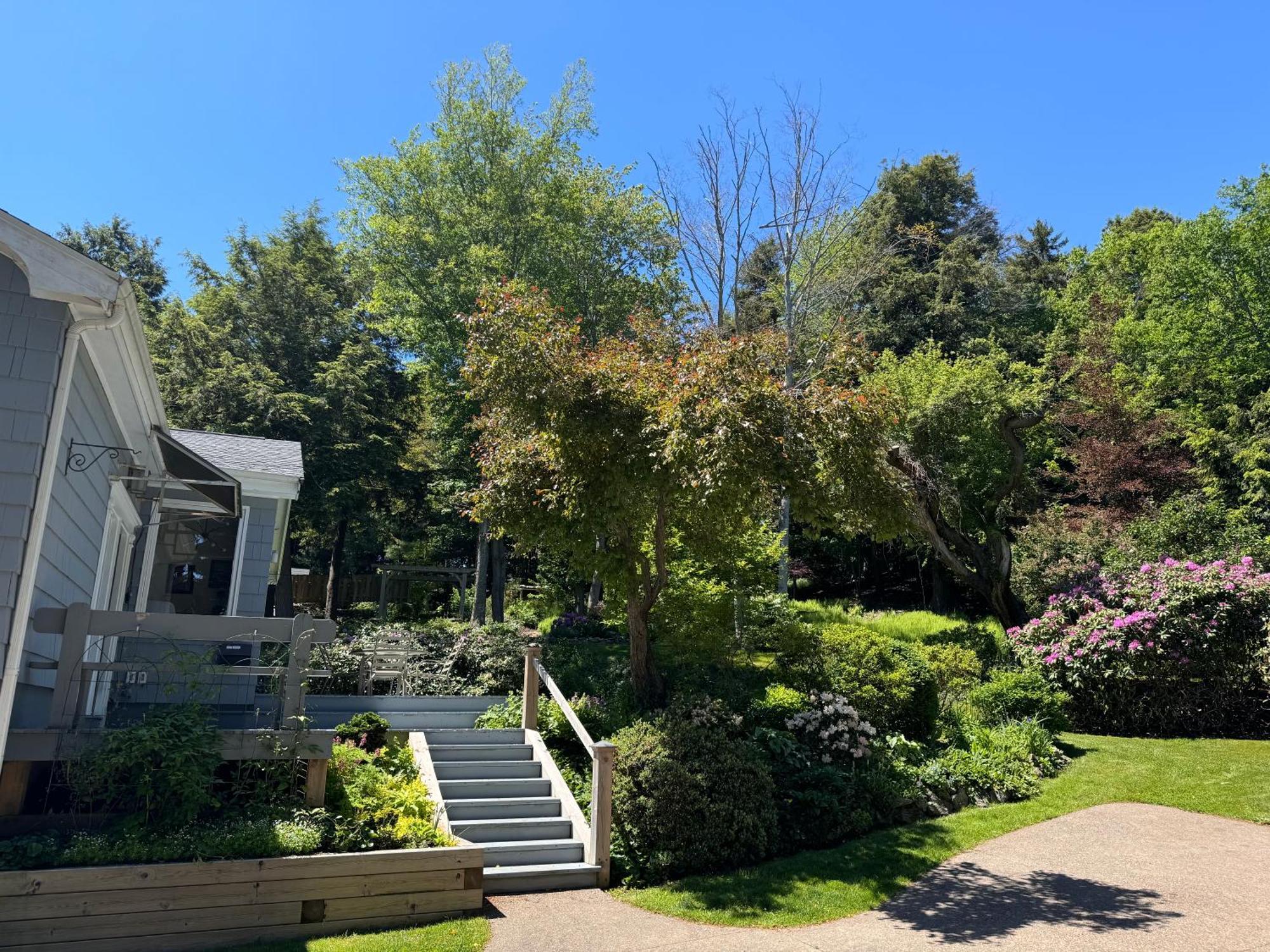 Nostalgic Enchanting Home Halifax Exterior photo